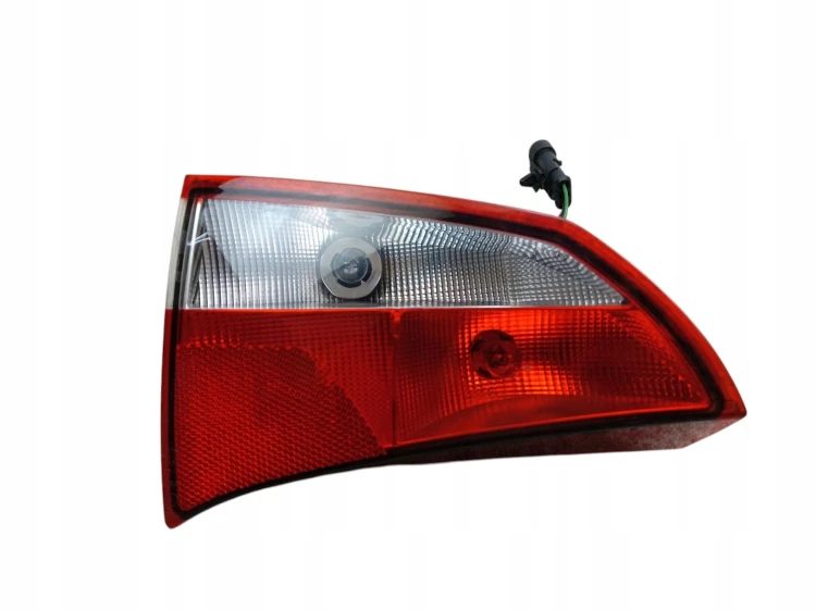 LAMPA LEWY TYŁ W KLAPE AIXAM CROSSOVER (2015-) 0.5 8KM 801BF508
