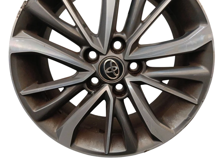FELGA ALUMINIOWA TOYOTA AVENSIS T27 LIFT (2015-2018) 1.8 VVT-I 147KM HL8104