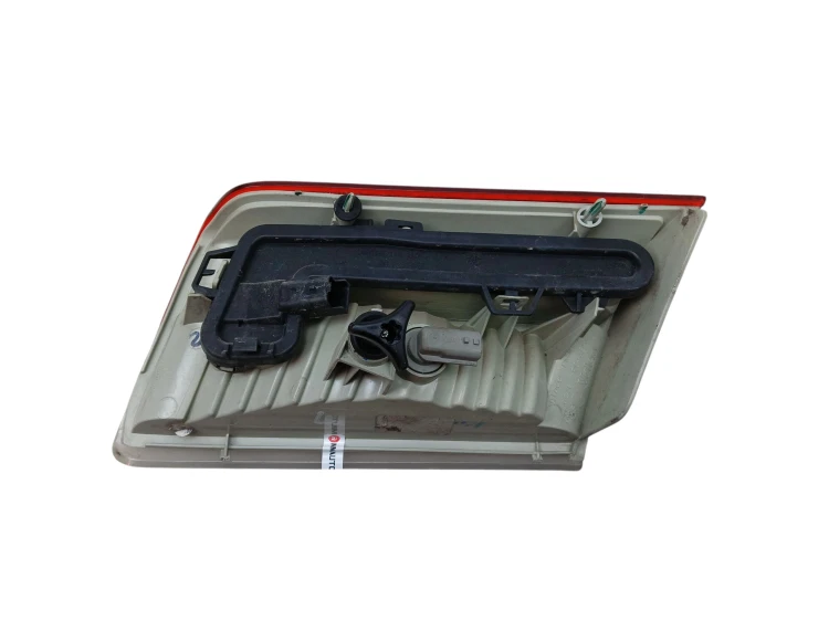 LAMPA LEWY TYŁ W KLAPE RENAULT LAGUNA III (2007-2010) 2.0 DCI 150KM