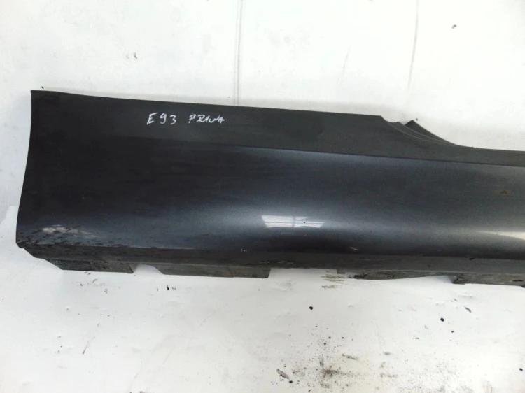 LISTWA PROGOWA PRAWA BMW E93 3.0 BENZ
