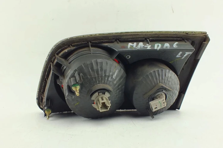 LAMPA LEWY TYŁ W KLAPE MAZDA 6 I (2002-2008) 2.0 D