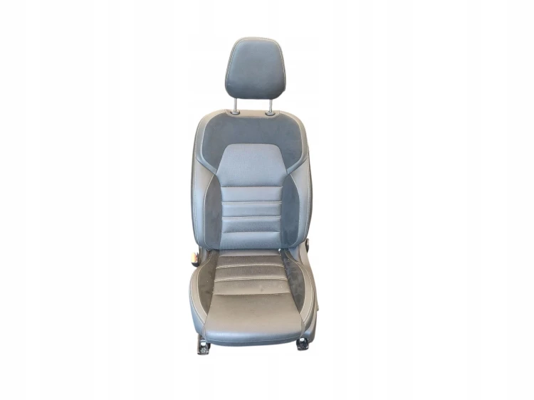 FOTELE KOMPLET RENAULT ARKANA (2021-2023) 1.6 E-TECH 143KM
