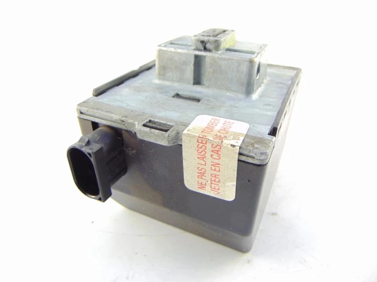 RYGIEL BLOKADA KOLUMNY RENAULT LAGUNA II (2001-2005) 8200020613