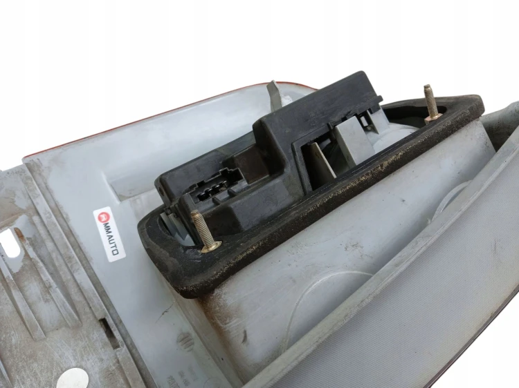 LAMPA PRAWY TYŁ FORD GALAXY MK1 LIFT (2000-2006) 1.9 TDI 115KM 7M5945096F,