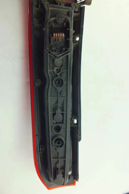 LAMPA LEWY TYŁ OPEL MERIVA (2002-2010) 1.4 16V
