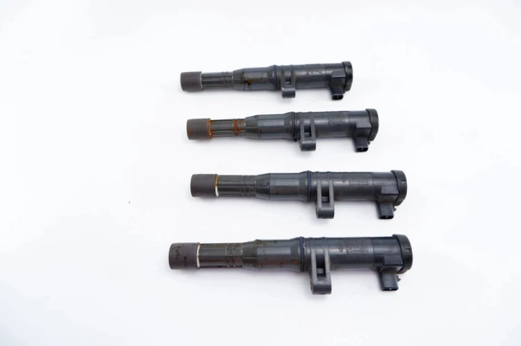 CEWKA ZAPŁONOWA RENAULT LAGUNA II (2001-2005) 1.8 16V 7700875000