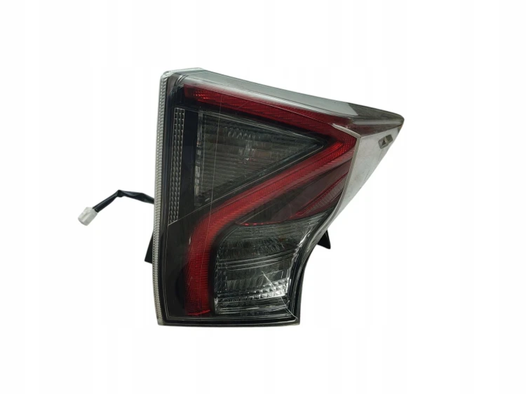 LAMPA PRAWY TYŁ TOYOTA PRIUS IV (2016-2019) 1.8 HYBRID 122KM 81550-47282