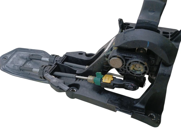 WYBIERAK LINKI ZMIANY BIEGÓW TOYOTA COROLLA E18 (2013-2016) 1.6 VALVEMATIC