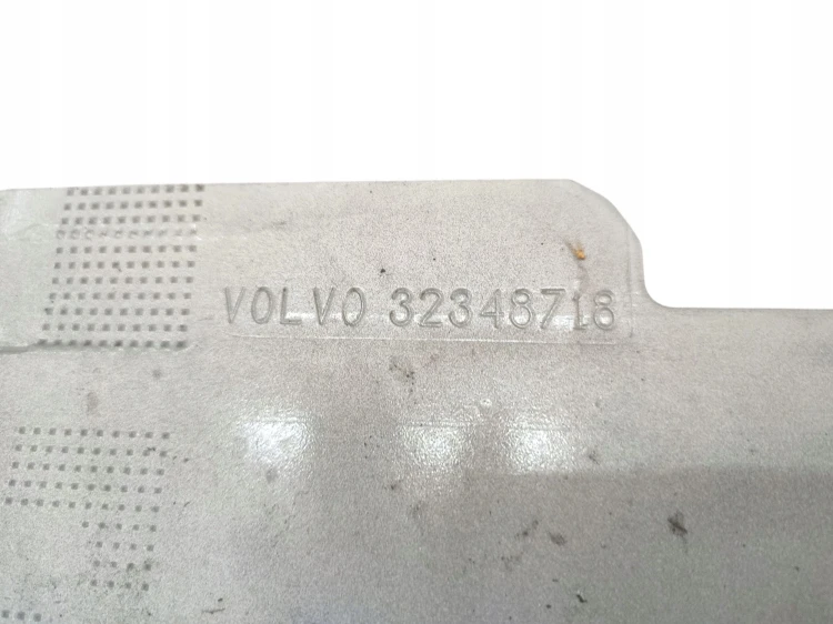 WZMOCNIENIE BELKA ZDERZAKA PRZÓD VOLVO XC40 (2017-2022) 1.5 T3 163KM 323487