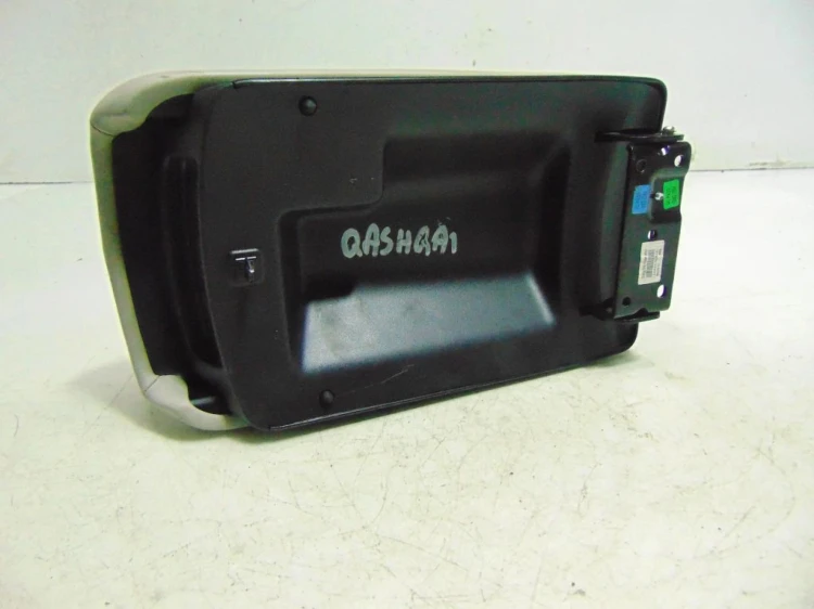 PODŁOKIETNIK NISSAN QASHQAI (2007-2013) 2.0 DCI