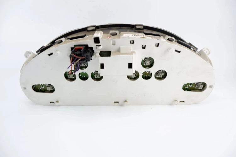 LICZNIK CHRYSLER VOYAGER IV (2001-2008) 3.3 V6 P04685749AI