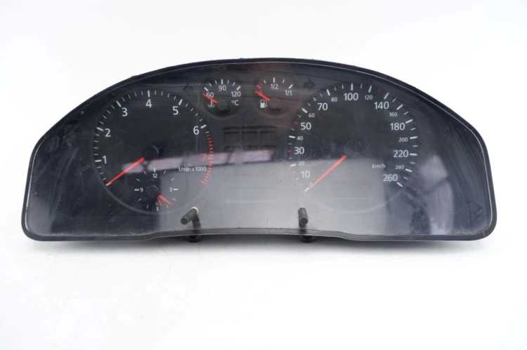 LICZNIK AUDI A4 B5 (1994 – 2001) 2.5 TDI 8D0919880M