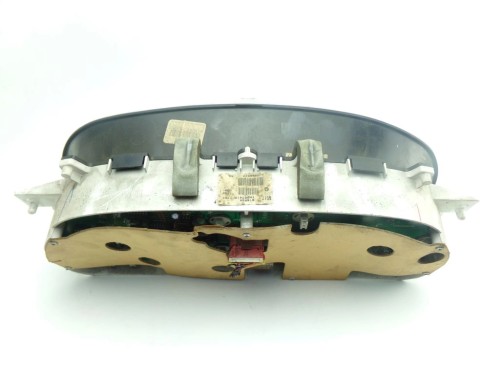 LICZNIK DODGE CARAVAN P04685517
