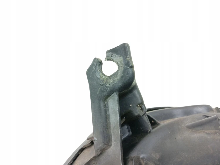 LAMPA PRAWY PRZÓD NISSAN MICRA K12 (2003-2007) 1.4 16V 88KM