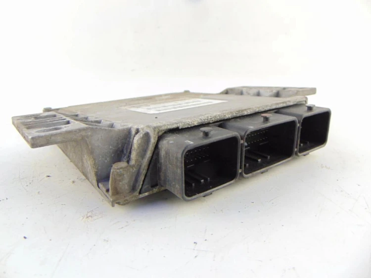 KOMPUTER STEROWNIK SILNIKA PEUGEOT 206 (1998-2002) 1.1 BENZ 9642423780