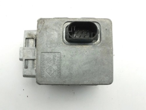 RYGIEL BLOKADA KOLUMNY RENAULT SCENIC II LIFT (2006-2009) 8200604934