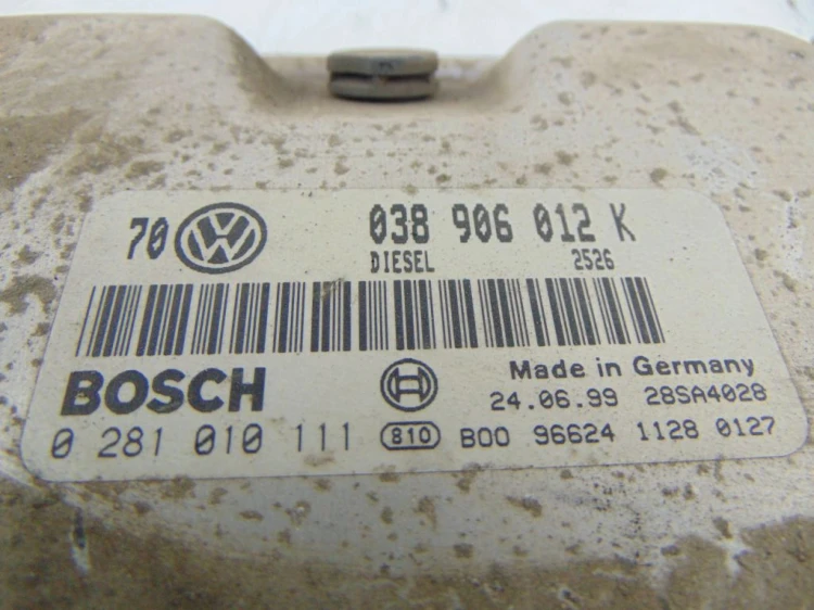 ZESTAW STARTOWY VOLKSWAGEN BORA (1998-2005) 1.9 TDI 038906012K