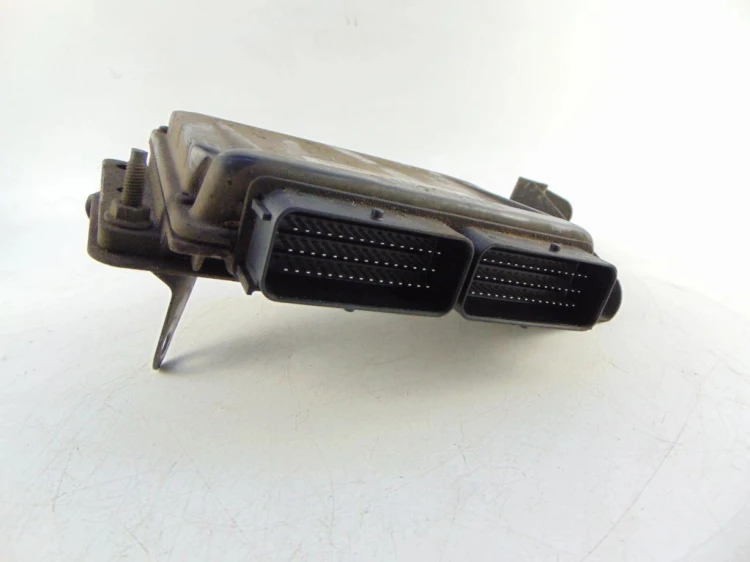 KOMPUTER STEROWNIK SILNIKA RENAULT SCENIC I LIFT (1999-2003) 8200057536