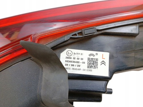 LAMPA LEWY TYŁ CITROEN C5 X (2021-) 1.2 THP 131KM 9834936480