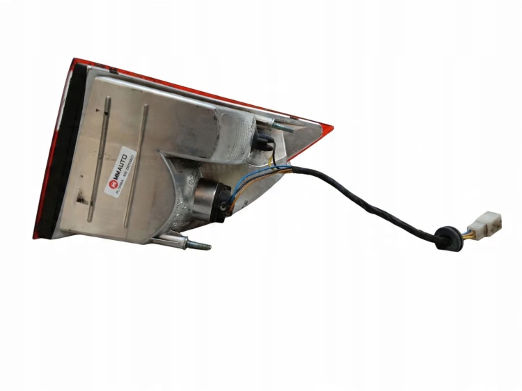 LAMPA LEWY TYŁ AIXAM CROSSOVER (2015-) 0.5 8KM 801BF008