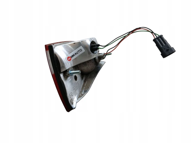 LAMPA PRAWY TYŁ W KLAPE AIXAM CROSSOVER (2015-) 0.5 8KM 801BF509