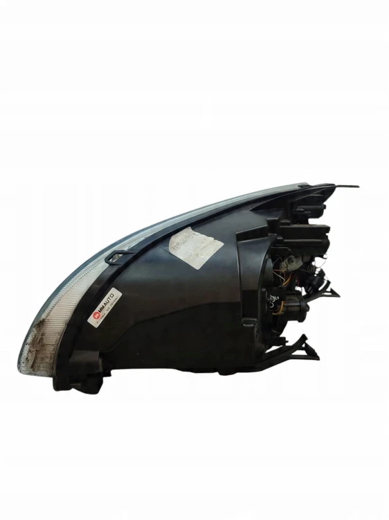 LAMPA PRAWY PRZÓD FORD FOCUS MK2 (2004-2007) 1.6 TDCI 90KM