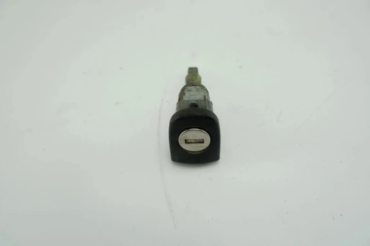 ZESTAW STARTOWY SKODA OCTAVIA I 1.9 TDI 038906012H