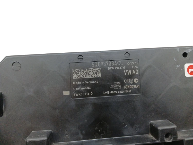 MODUŁ KOMFORTU BCM VOLKSWAGEN GOLF VII (2012-2016) 1.6 TDI 110KM 5Q0937084C