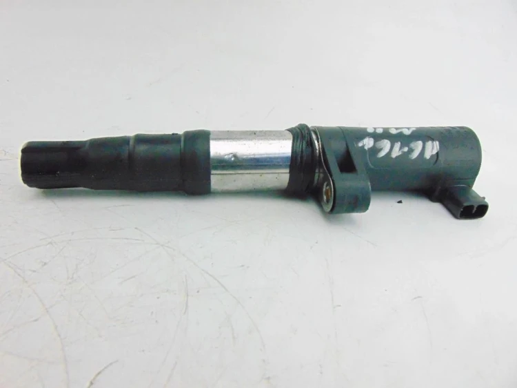 CEWKA ZAPŁONOWA RENAULT MEGANE III (2008-2013) 8200765882