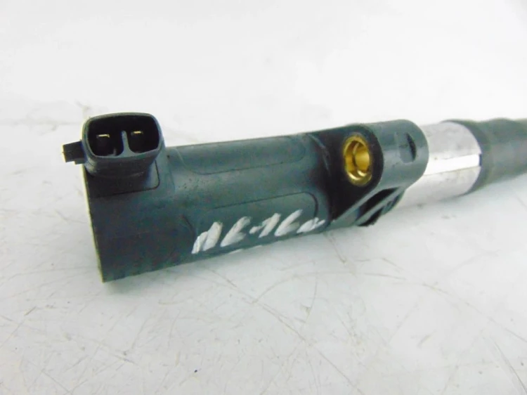 CEWKA ZAPŁONOWA RENAULT MEGANE III (2008-2013) 8200765882