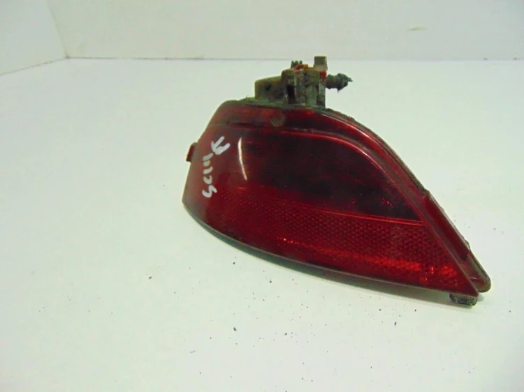 LAMPA PRAWY TYŁ ZDERZAKA RENAULT SCENIC III (2009-2013) 1.6 16V