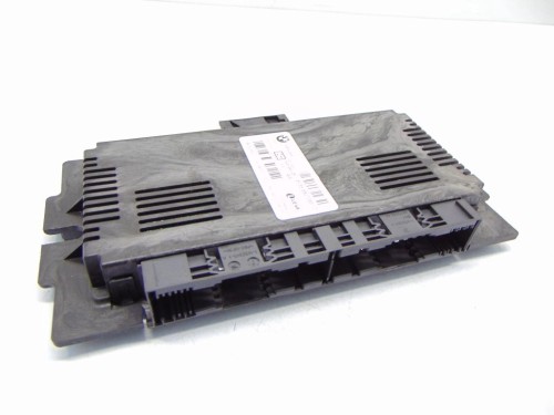 MODUŁ STEROWNIK ŚWIATEŁ BMW E81 LIFT(2007-2011) 6827065