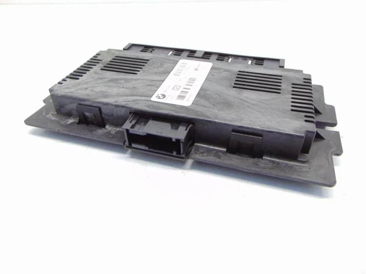 MODUŁ STEROWNIK ŚWIATEŁ BMW E81 LIFT(2007-2011) 6827065
