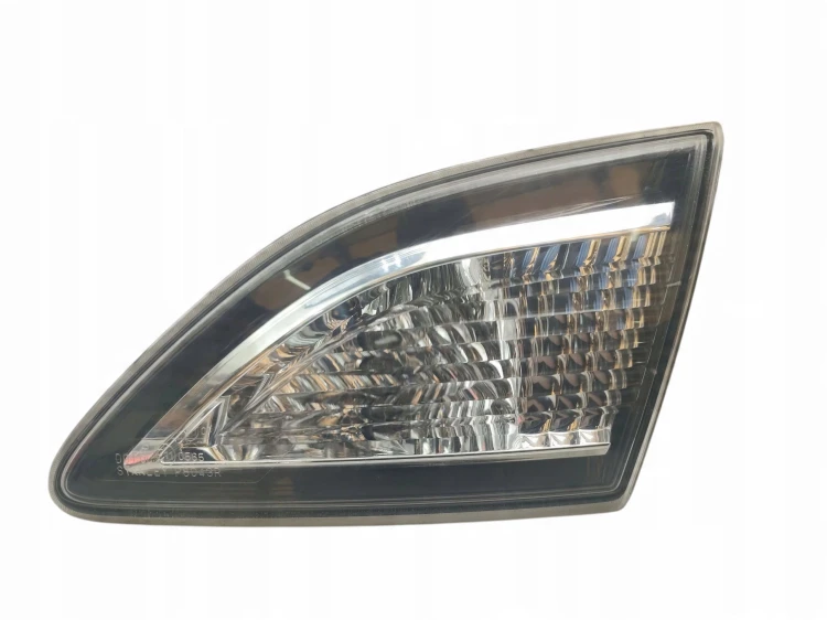 LAMPA LEWY TYŁ W KLAPE MAZDA 3 II BL (2008-2011) 1.6 MZR-CD 116KM