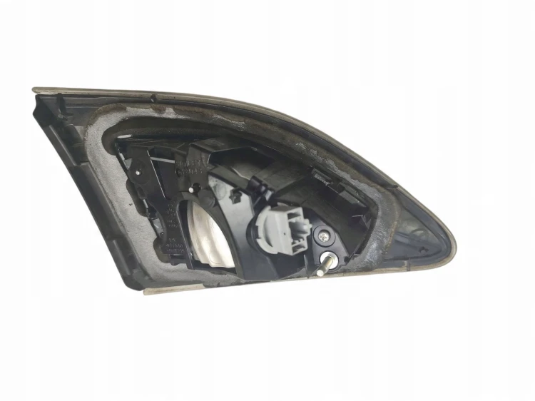 LAMPA LEWY TYŁ W KLAPE MAZDA 3 II BL (2008-2011) 1.6 MZR-CD 116KM