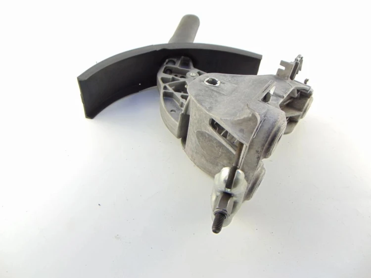 DŹWIGNIA HAMULCA RĘCZNEGO SEAT LEON II (2005-2012) 1.8 TSI 1K0711303H