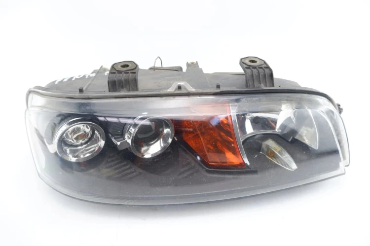 LAMPA PRAWY PRZÓD FIAT PUNTO II 1.2 8V