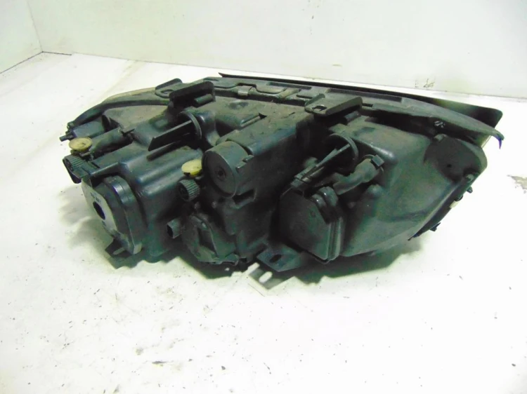 LAMPA LEWY PRZÓD BMW E65 (2001-2005) 4.4 V8 N62B44A 333KM
