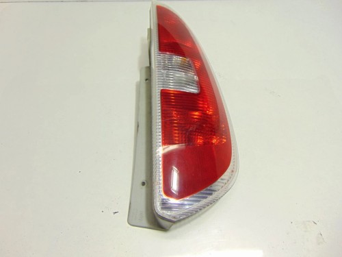 LAMPA PRAWY TYŁ SKODA ROOMSTER 1.4 TDI