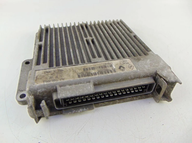 KOMPUTER STEROWNIK SILNIKA RENAULT CLIO II (1998-2003) 1.2 8V 7700868295