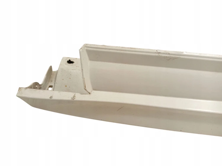 LISTWA PROGOWA LEWA FORD FOCUS MK3 (2010-2014) KOMBI KOD LAKIERU 5B