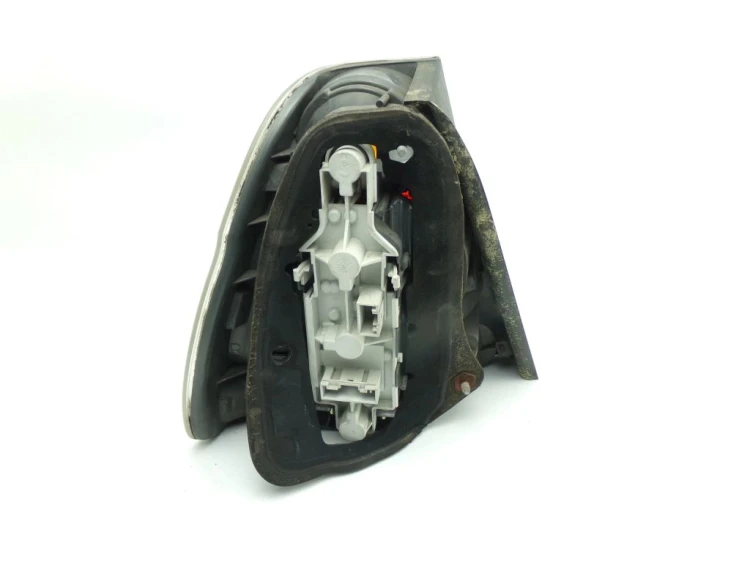 LAMPA PRAWY TYŁ BMW E46