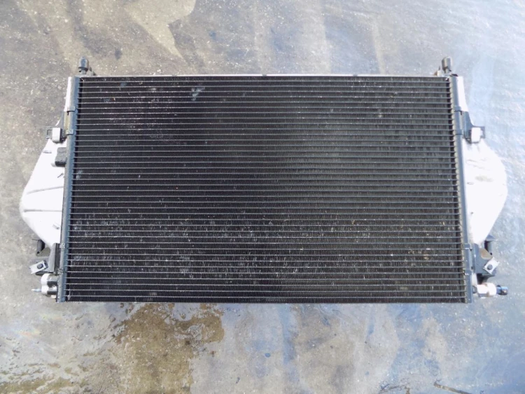 CHŁODNICE KOMPLET RENAULT LAGUNA II LIFT (2005-2007)