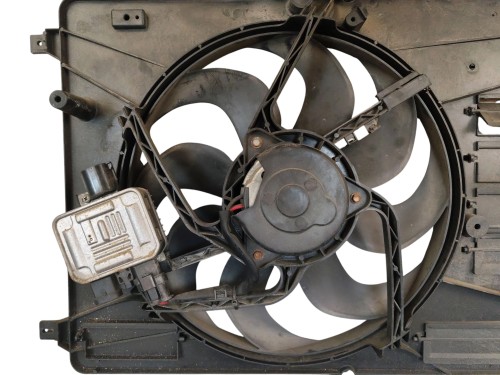 WENTYLATOR CHŁODNICY FORD S-MAX MK1 LIFT (2010-2015) 2.0 TDCI 140KM 8240540