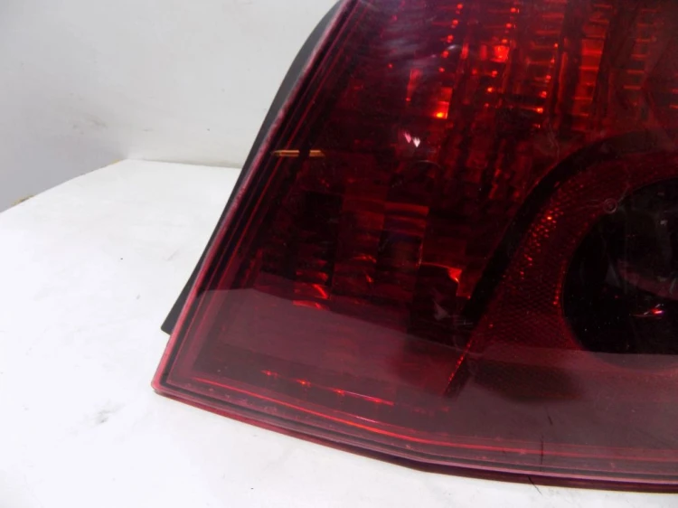 LAMPA PRAWY TYŁ PEUGEOT 407 (2004-2008)