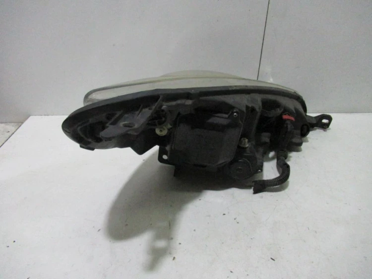 LAMPA LEWY PRZÓD PEUGEOT 407 (2004-2008)