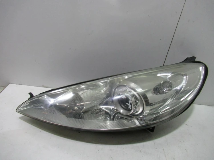 LAMPA LEWY PRZÓD PEUGEOT 407 (2004-2008)