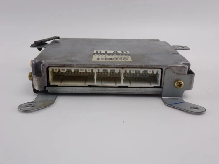 KOMPUTER STEROWNIK SILNIKA MAZDA 323F 275800-5380