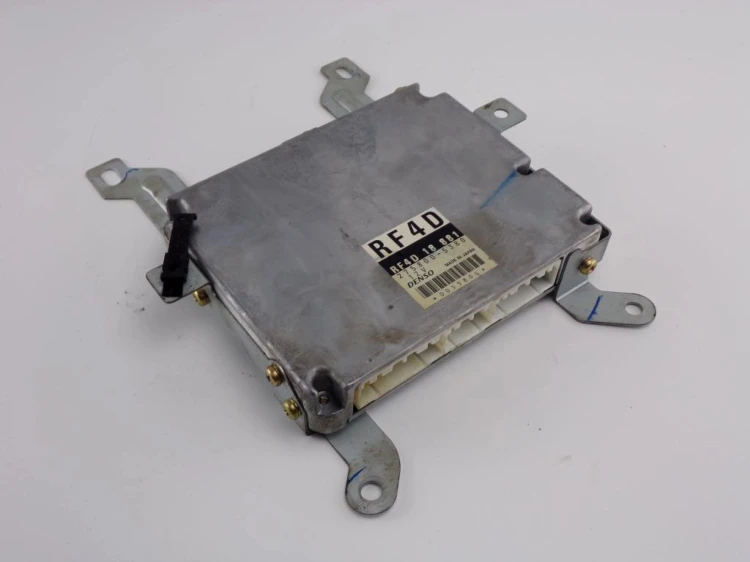 KOMPUTER STEROWNIK SILNIKA MAZDA 323F 275800-5380