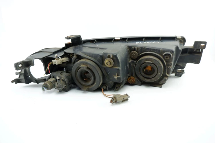 LAMPA LEWY PRZÓD MITSUBISHI GALANT VIII 8